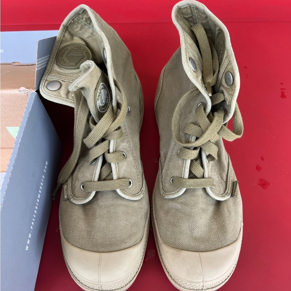 Palladium Saraha High Top Lace Up Boots Shoes Women's Size 10